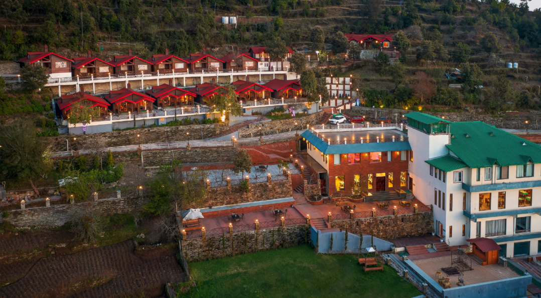 Bird watching around Digantaa Resort in the Kumaon hills